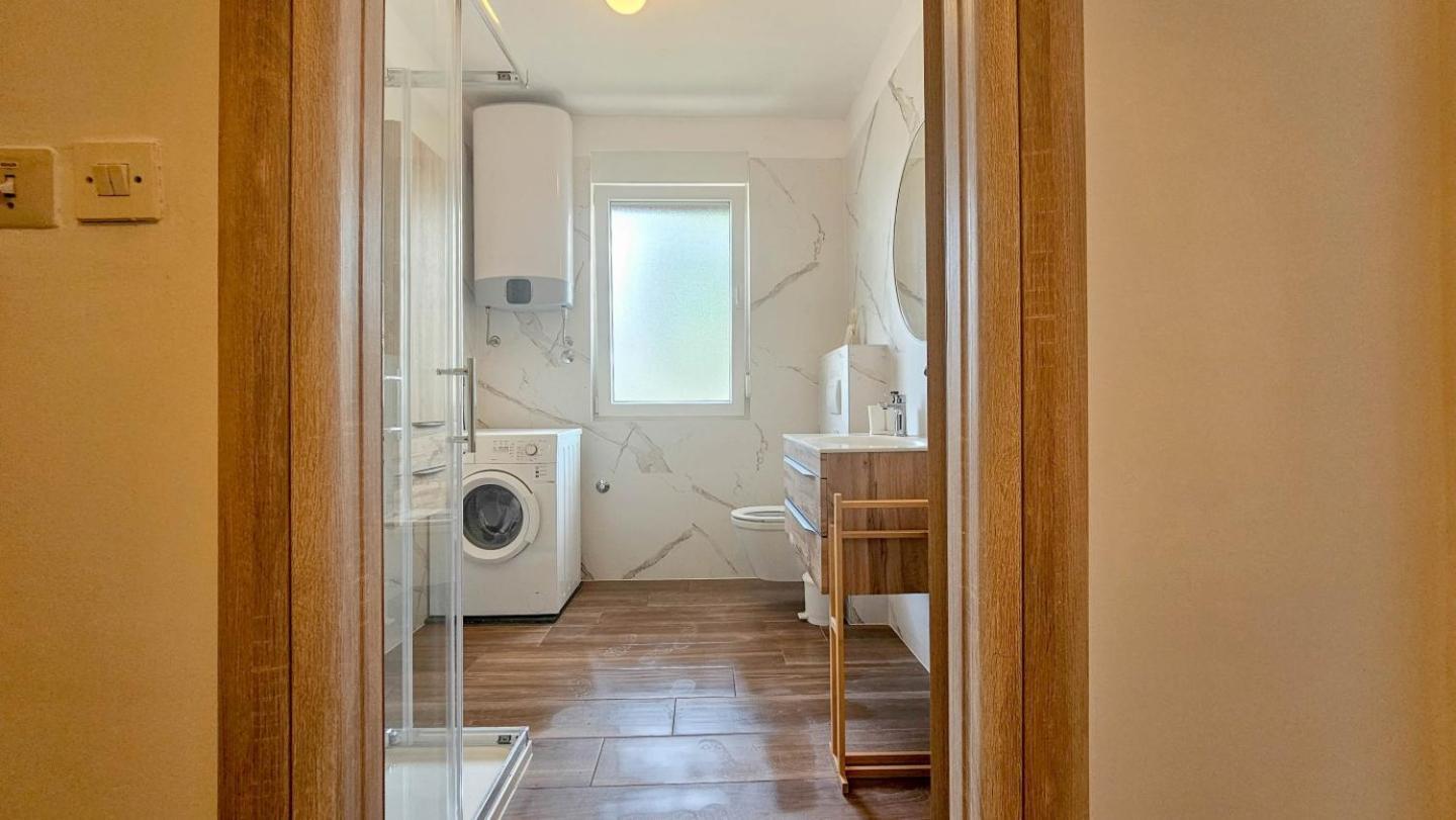 Appartement Bosko à Umag Extérieur photo