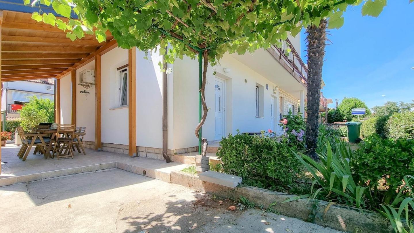 Appartement Bosko à Umag Extérieur photo