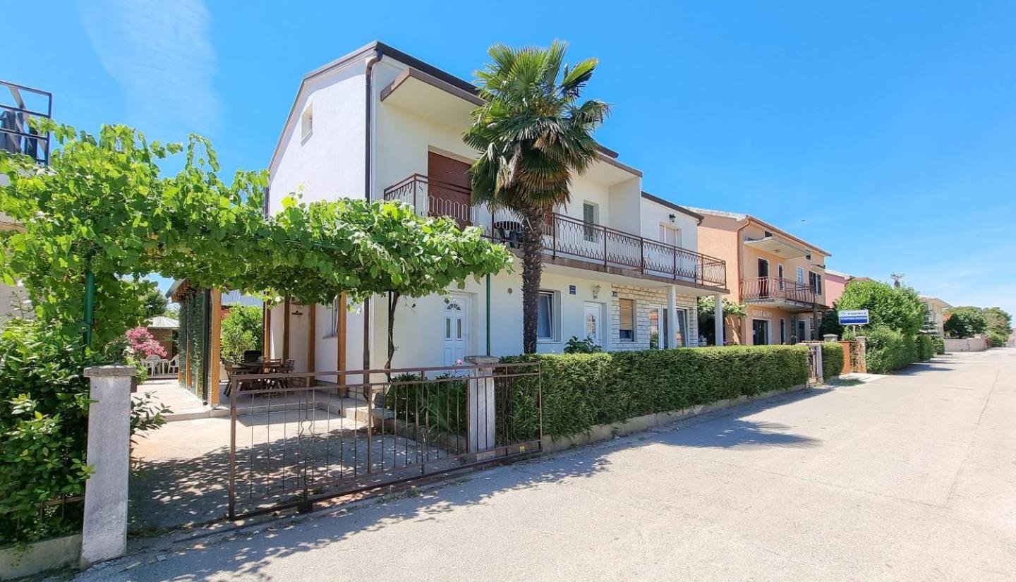 Appartement Bosko à Umag Extérieur photo