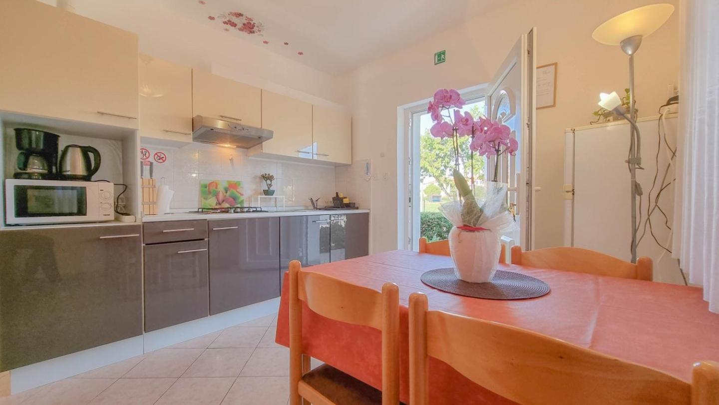 Appartement Bosko à Umag Extérieur photo